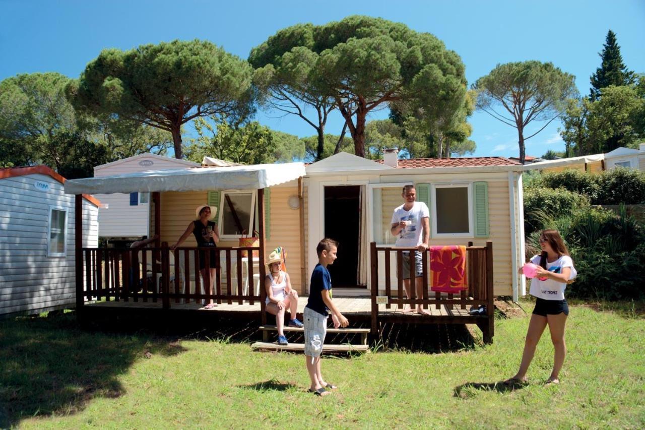 Camping Montana Parc - Gassin Golfe De St Tropez - Maeva מראה חיצוני תמונה