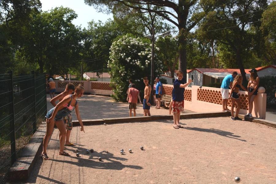 Camping Montana Parc - Gassin Golfe De St Tropez - Maeva מראה חיצוני תמונה