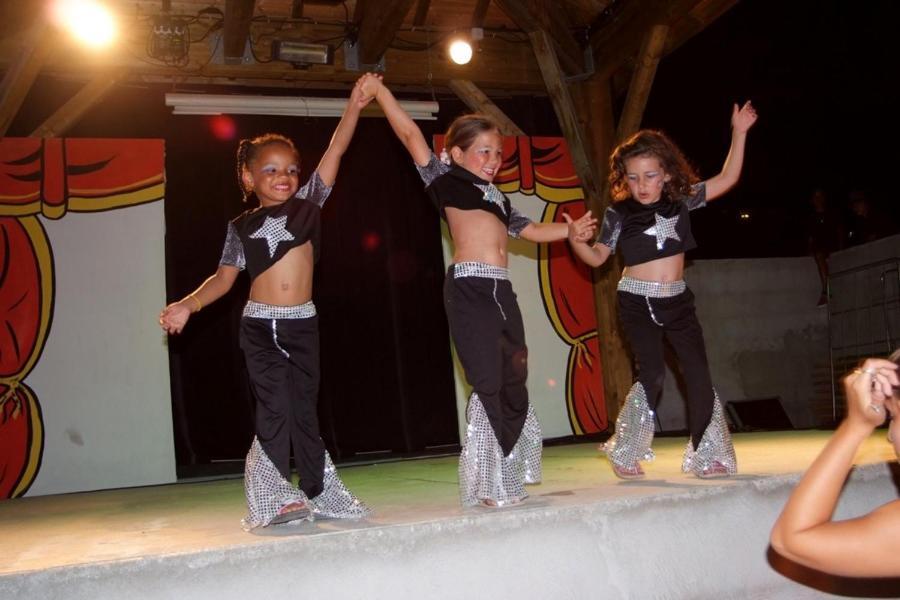 Camping Montana Parc - Gassin Golfe De St Tropez - Maeva מראה חיצוני תמונה