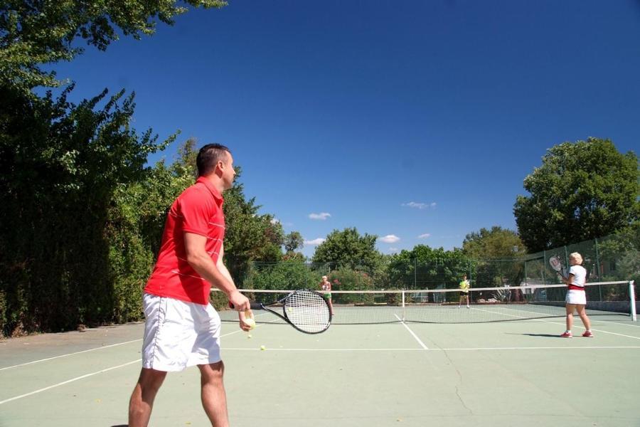 Camping Montana Parc - Gassin Golfe De St Tropez - Maeva מראה חיצוני תמונה